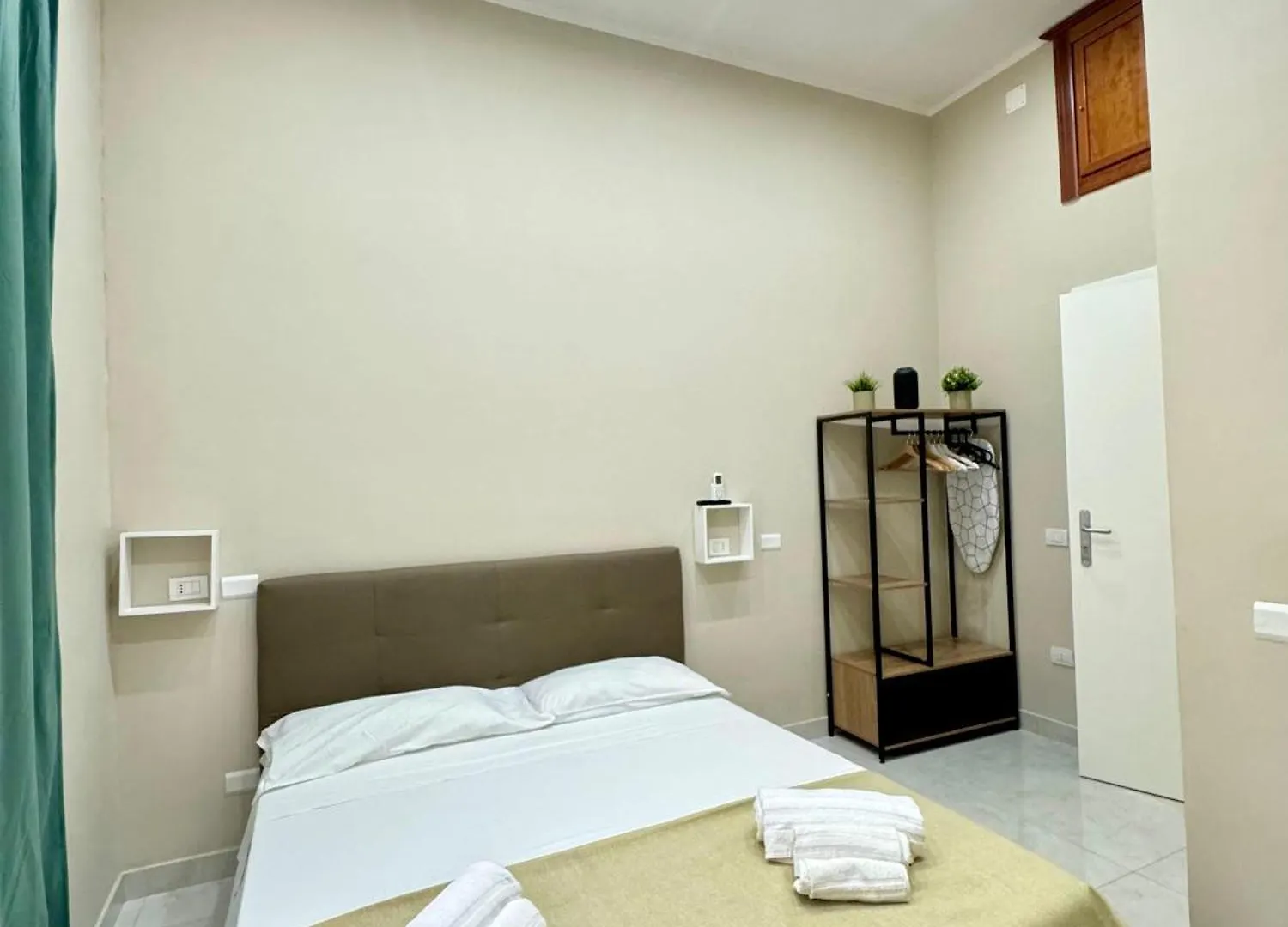 Royal Dream Bed & Breakfast Naples