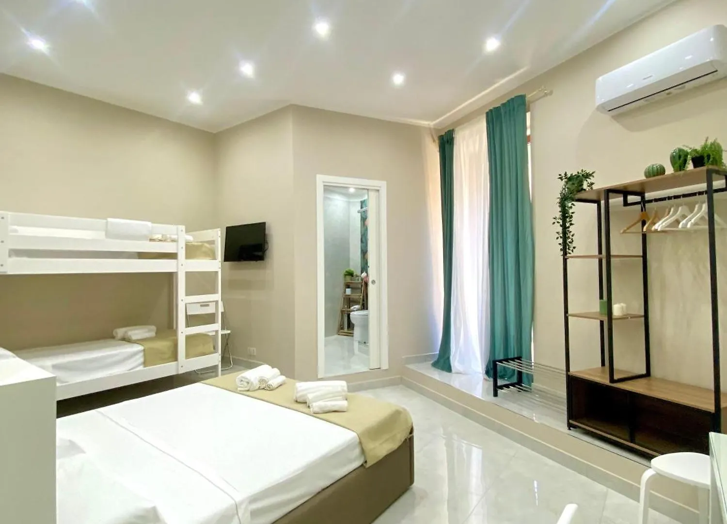 Royal Dream Acomodação com café da manhã Nápoles 0*,