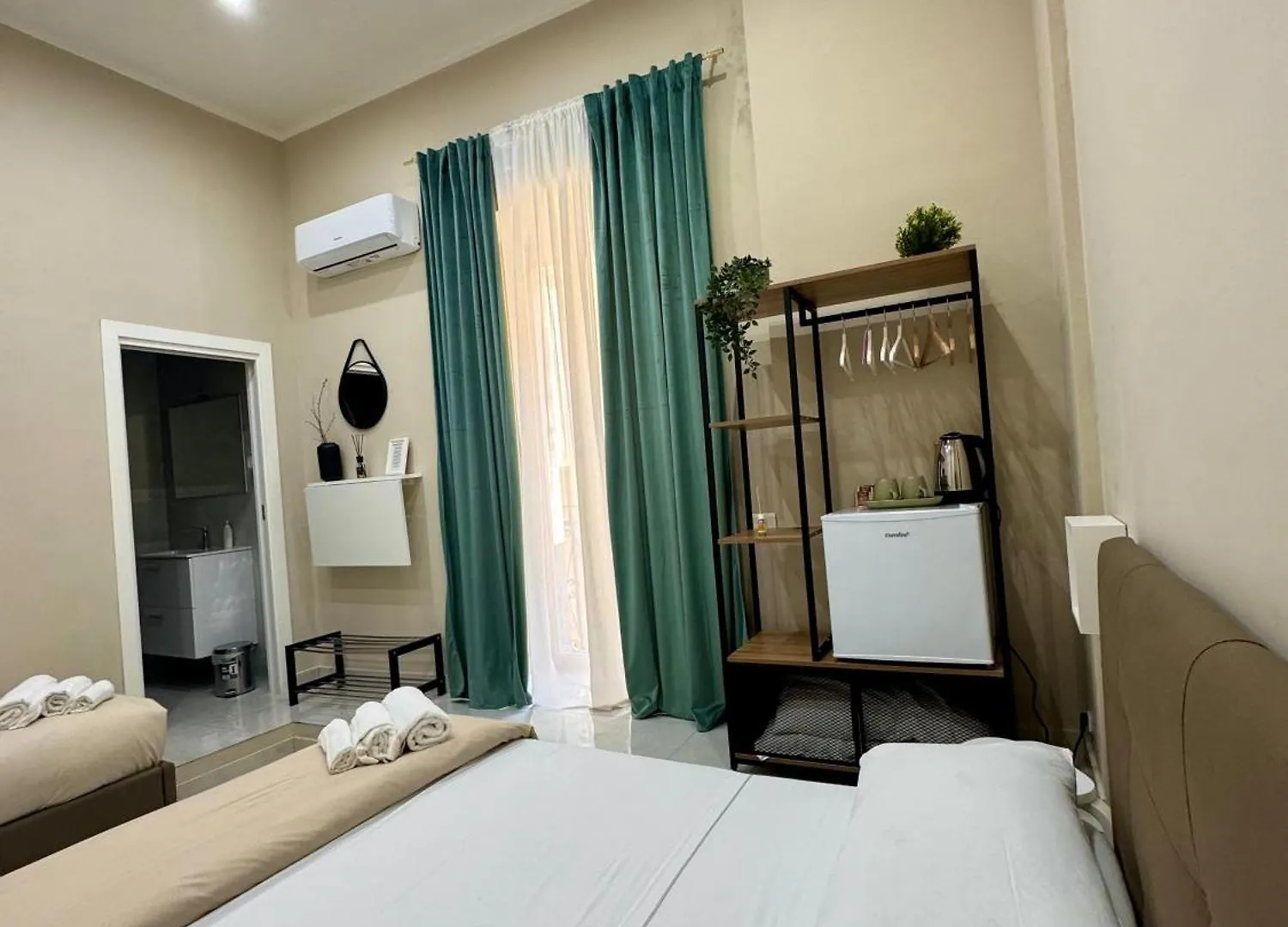 Royal Dream Acomodação com café da manhã Nápoles 0*,